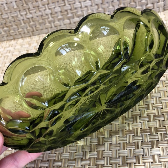 Vintage Anchor Hocking Avocado Green Oval Thumbprint Pattern Divided Relish Dish - Picture 5 of 10